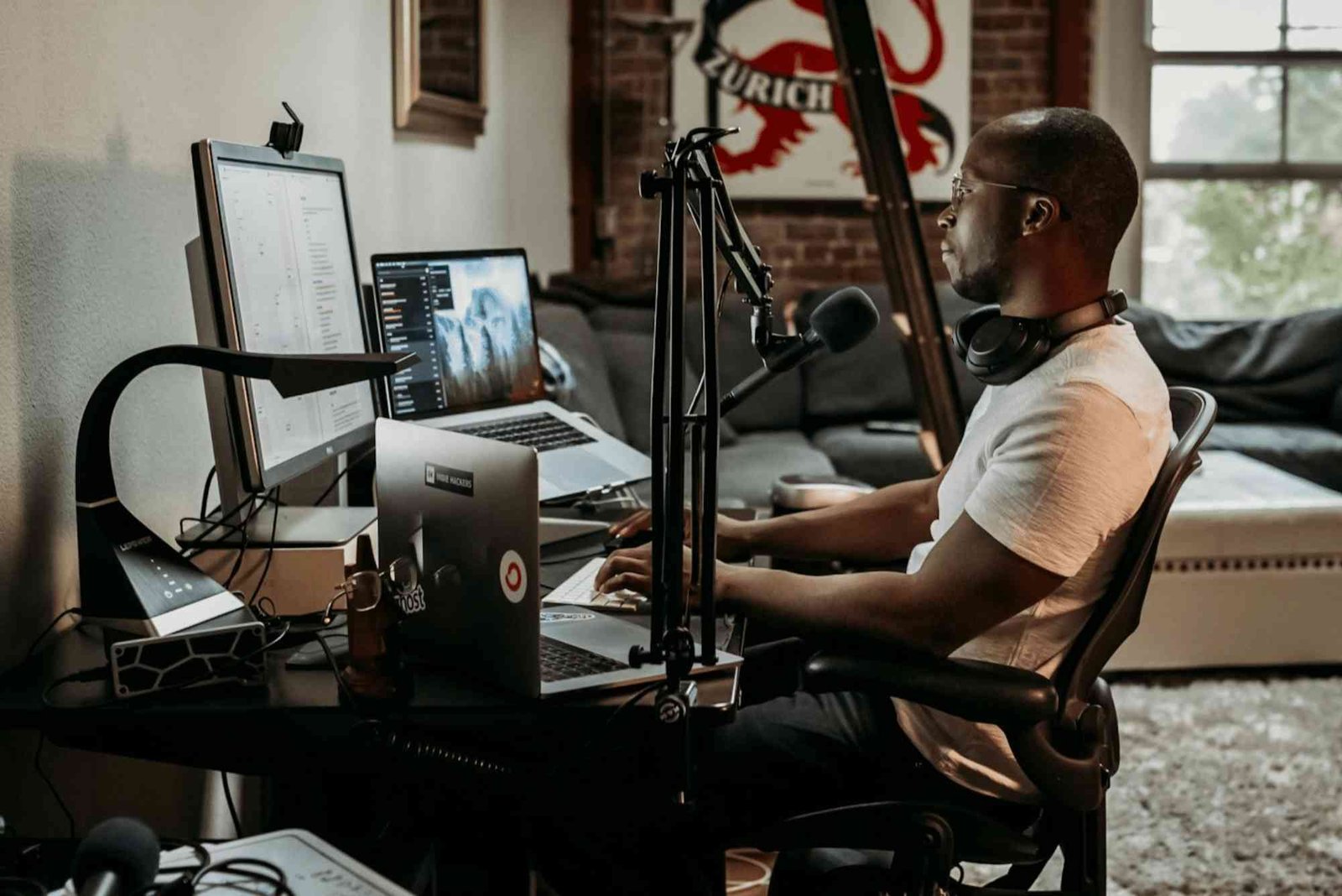 Perkembangan Podcast Sebagai Media Hiburan