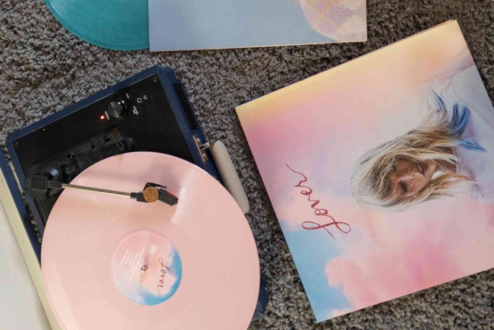 Tren Koleksi Album Vinyl di Kalangan Anak Muda