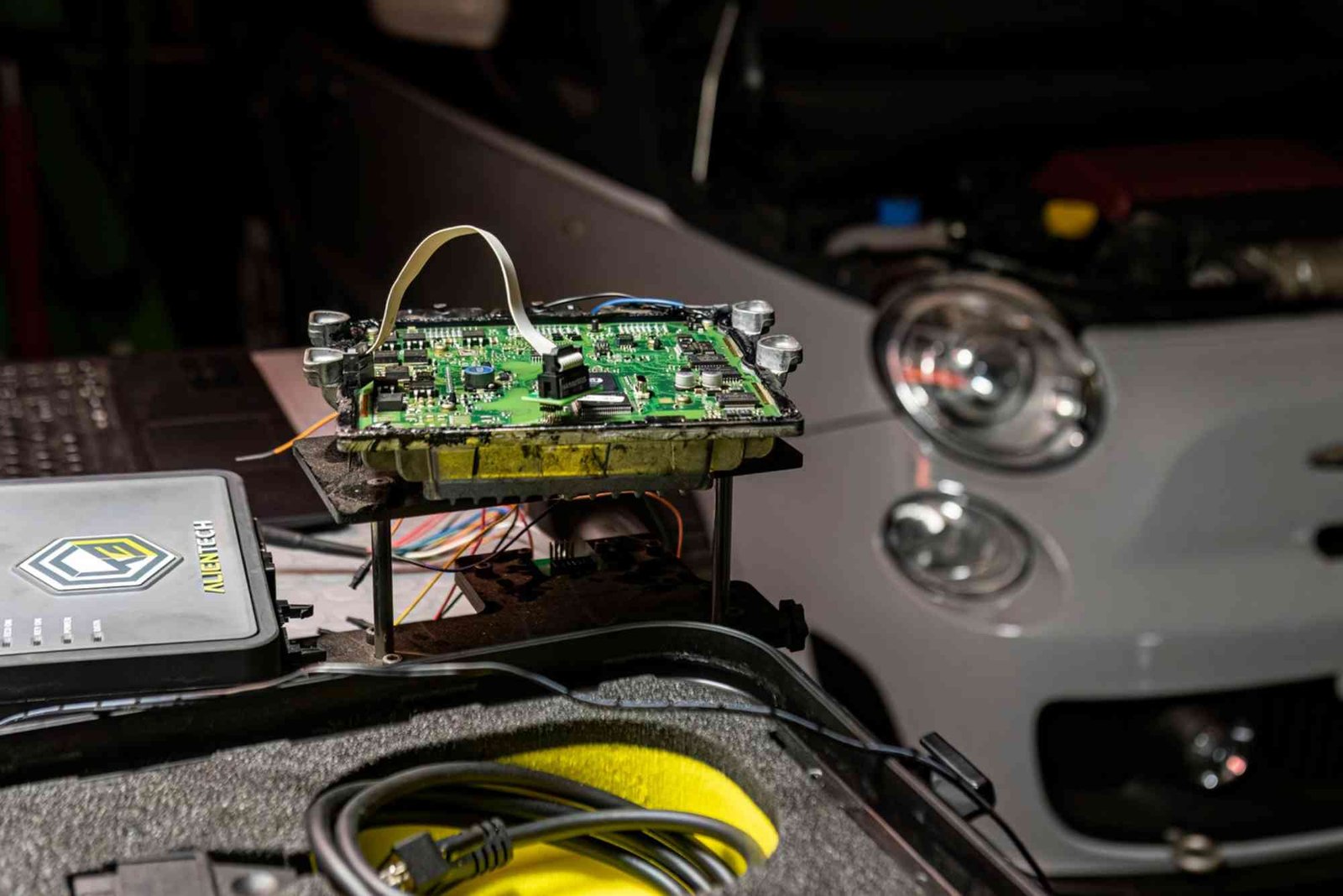 Apa Itu ECU pada Mobil dan Motor?